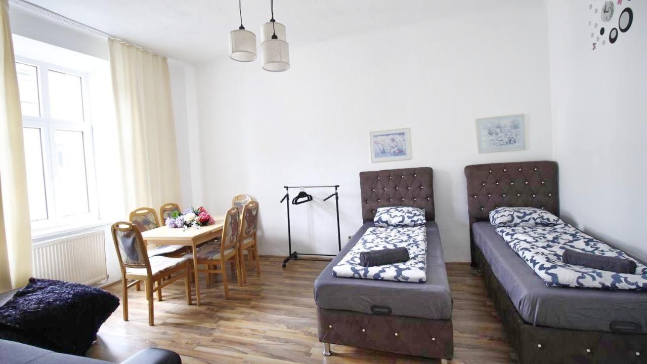 Comfortable Rooms Near Schoenbrunn Palace Hl Wenen Buitenkant foto