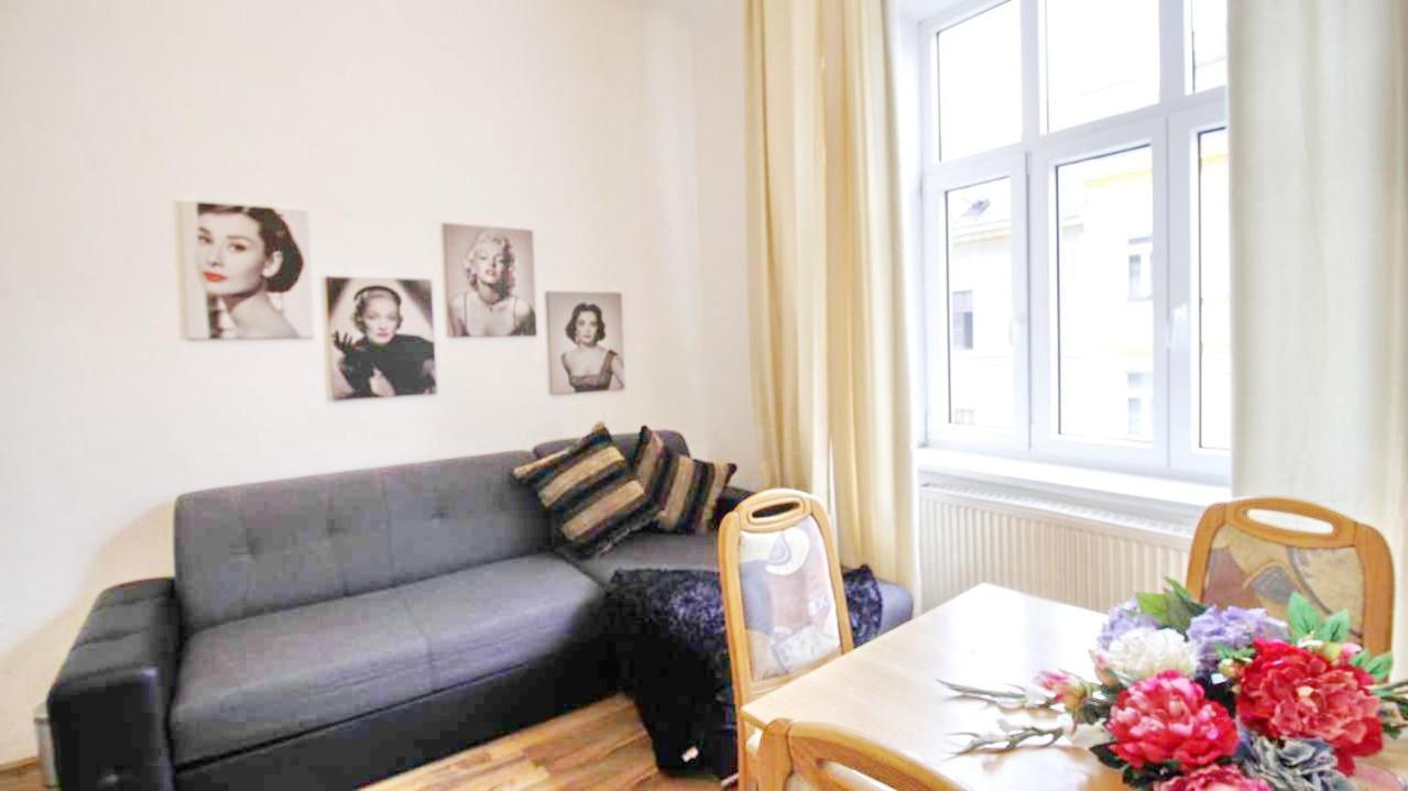 Comfortable Rooms Near Schoenbrunn Palace Hl Wenen Buitenkant foto