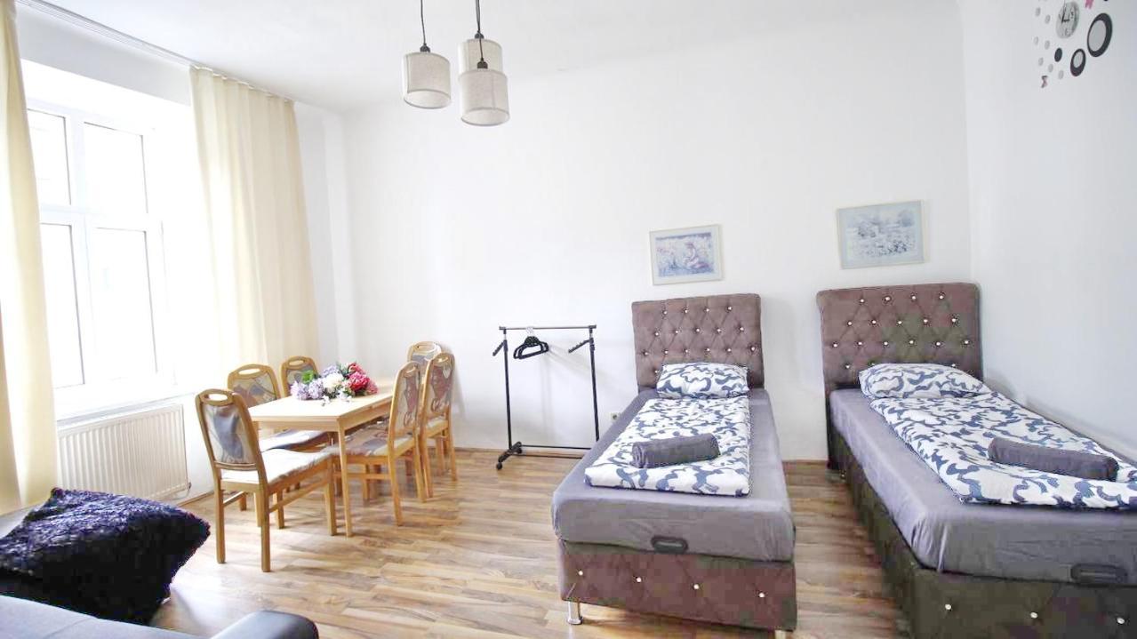 Comfortable Rooms Near Schoenbrunn Palace Hl Wenen Buitenkant foto