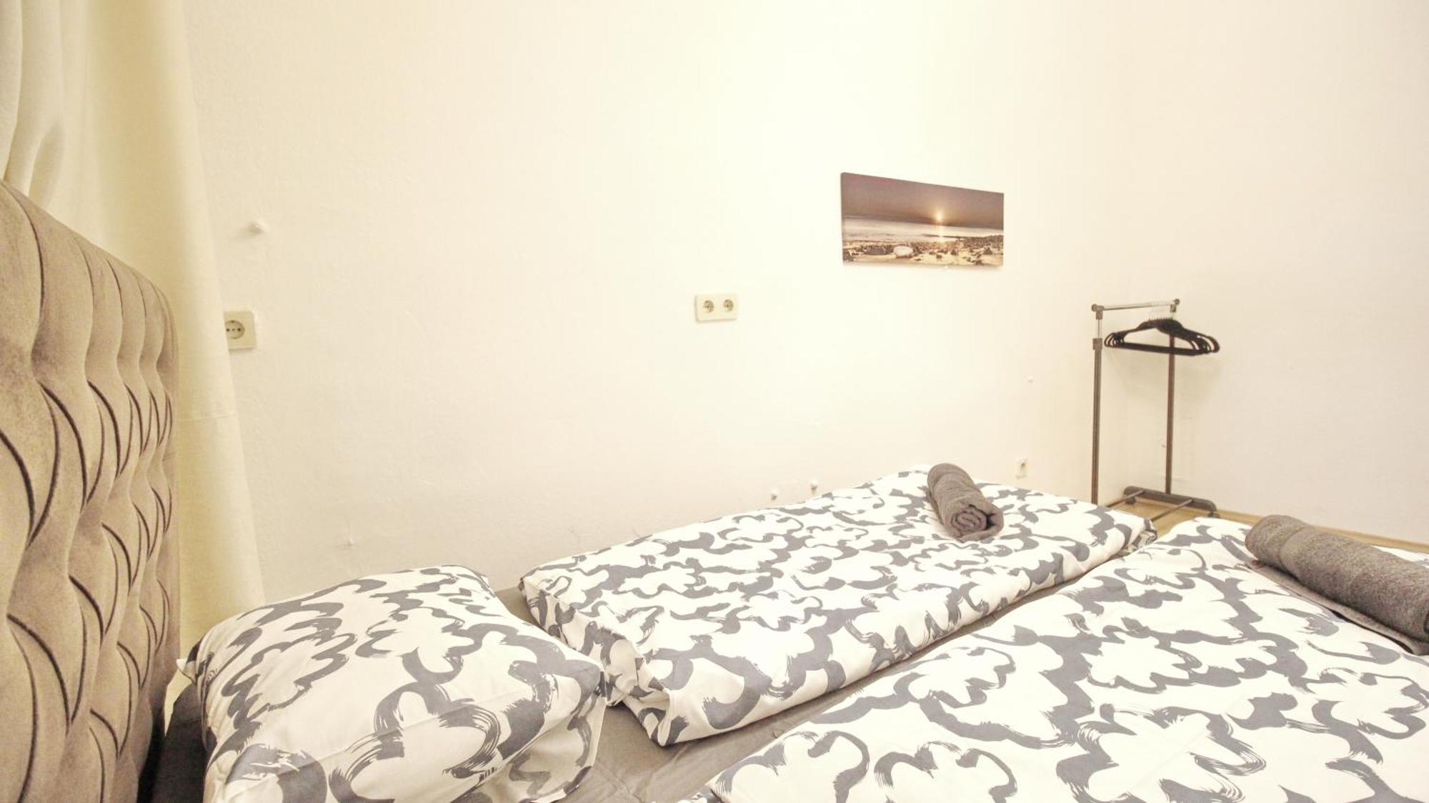 Comfortable Rooms Near Schoenbrunn Palace Hl Wenen Buitenkant foto