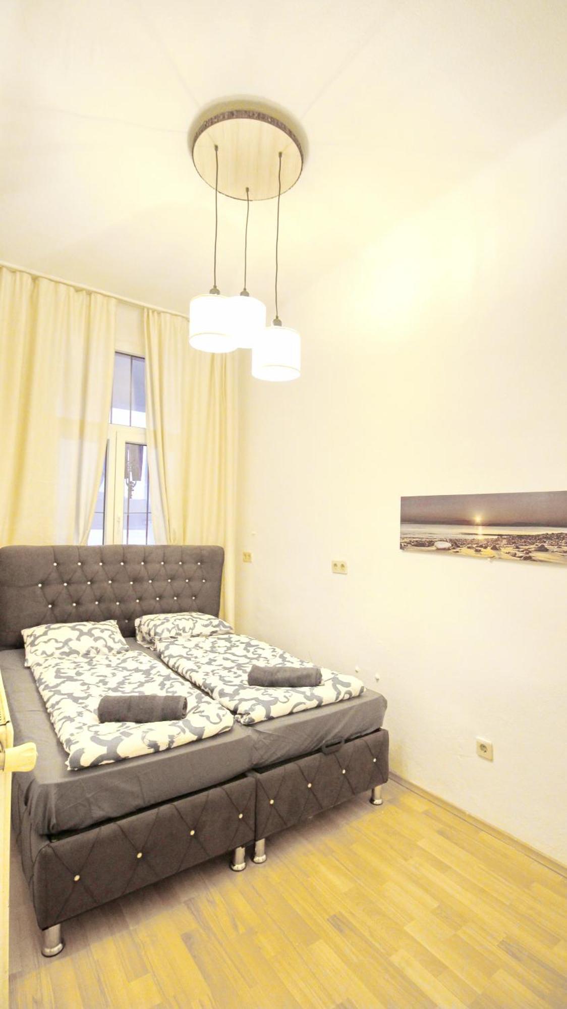 Comfortable Rooms Near Schoenbrunn Palace Hl Wenen Buitenkant foto
